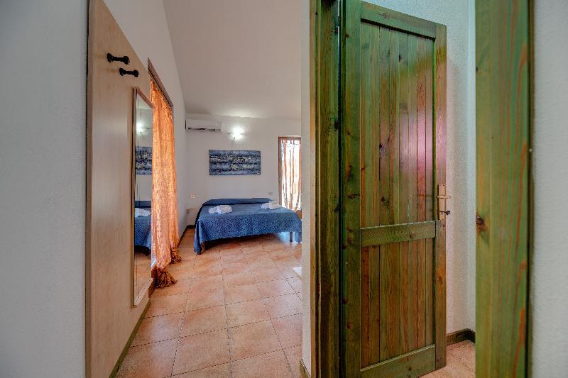 Residence Le Pavoncelle Santa Teresa Gallura Exterior foto